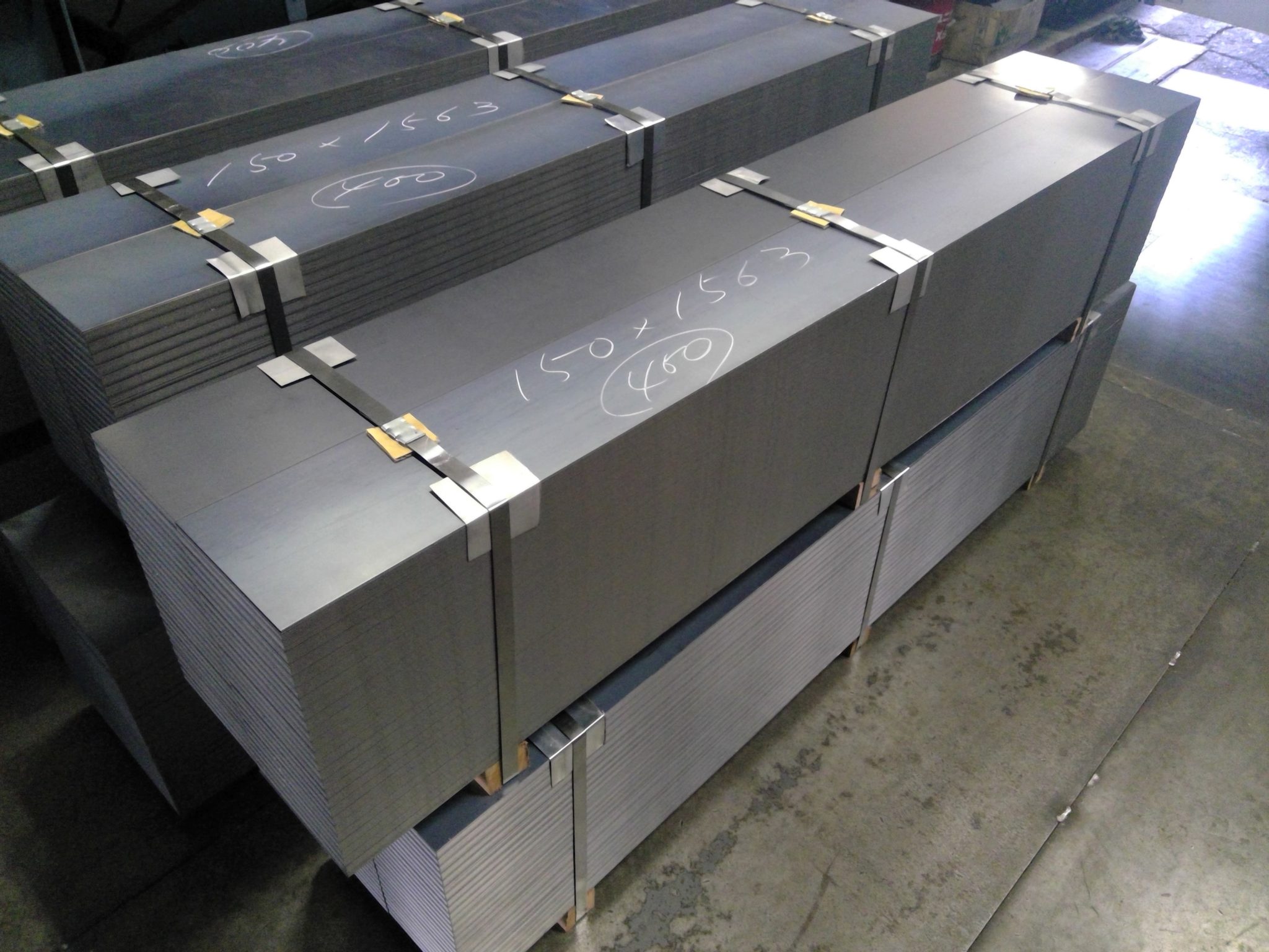 高価値 普通鋼・特殊鋼 SS400 52S 金物、部品 切板 切板 板厚 28ｍｍ